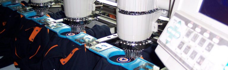 Bordados Azul Marino Bordado, Impresión Textil - Bordados azul marino