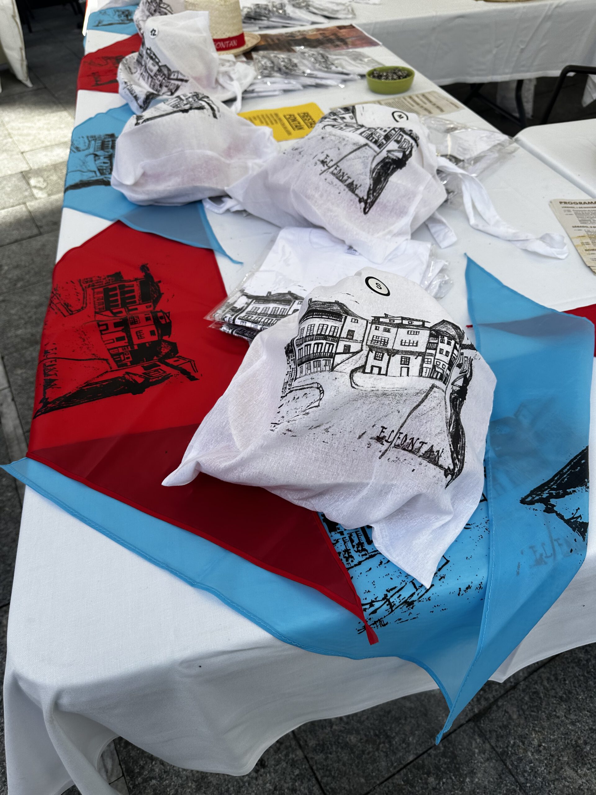 Bolsas y pañuelos serigrafiados para fiestas